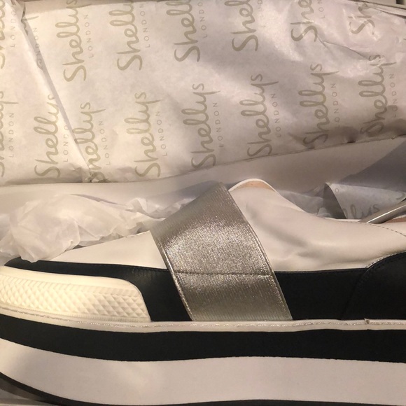 Shoes - Picture 5 of 5